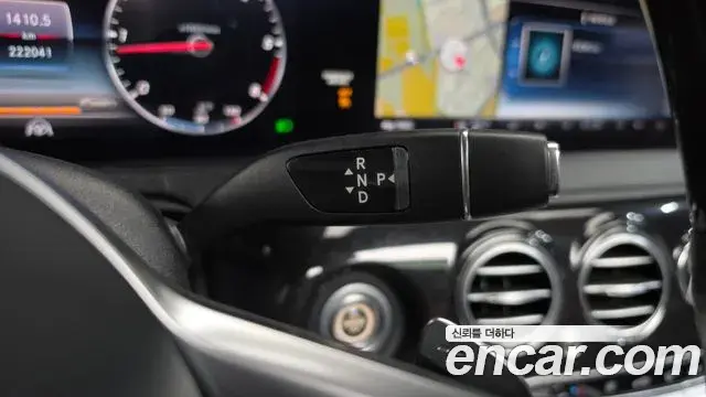 Mercedes-Benz S-Class 2018 — ფოტო 19/20