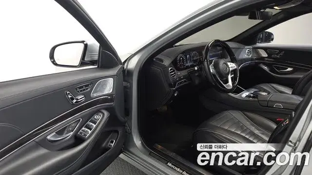 Mercedes-Benz S-Class 2018 — ფოტო 15/20