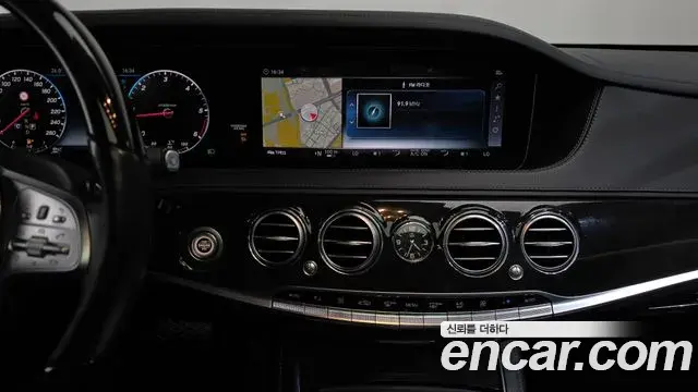 Mercedes-Benz S-Class 2018 — ფოტო 14/20