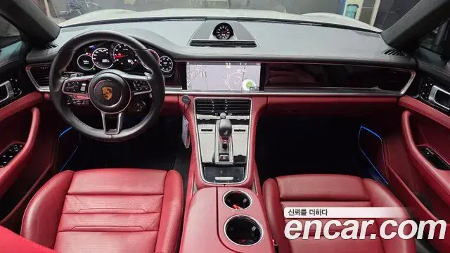Porsche Panamera 2018 — Photo 2/30