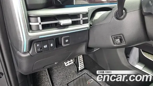 Hyundai Santa Fe 2023 — Photo 6/20