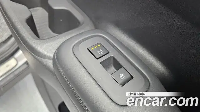 Hyundai Santa Fe 2023 — Photo 16/20