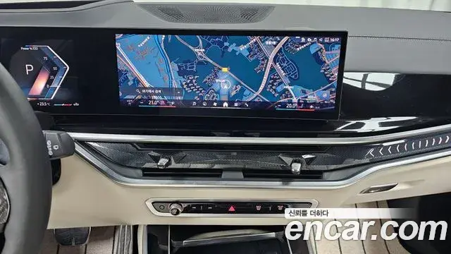 BMW X5 2025 — Photo 29/32