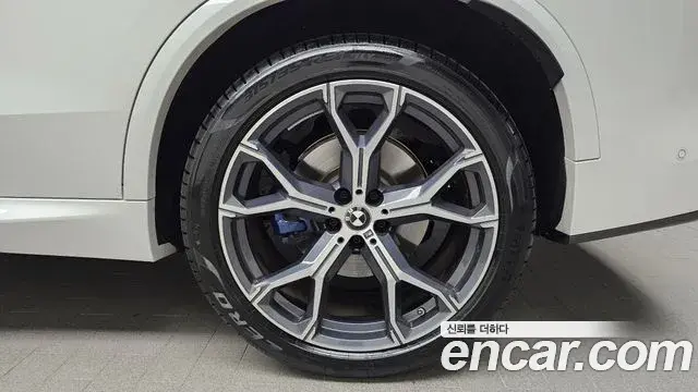 BMW X5 2025 — Photo 7/32