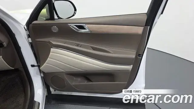 Genesis GV80 2021 — Şəkil 34/34