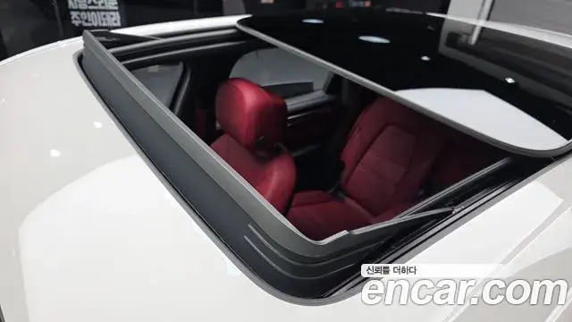 Porsche Cayenne 2023 — Photo 4/20