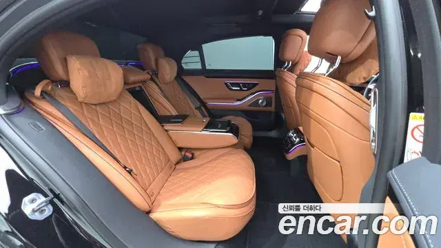 Mercedes-Benz S-Class 2025 — Фото 12/20