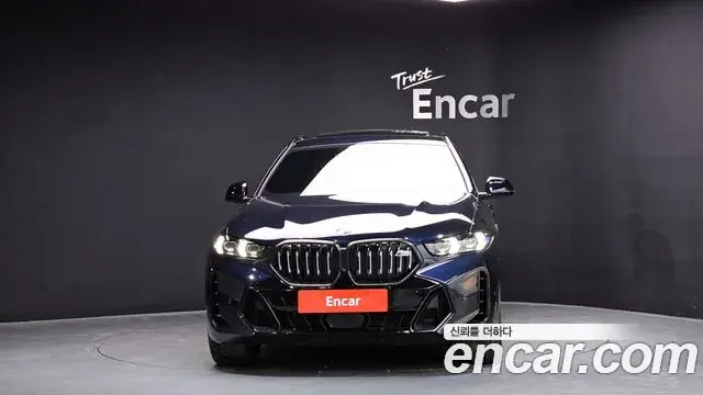 BMW X6 2025 — Photo 33/35