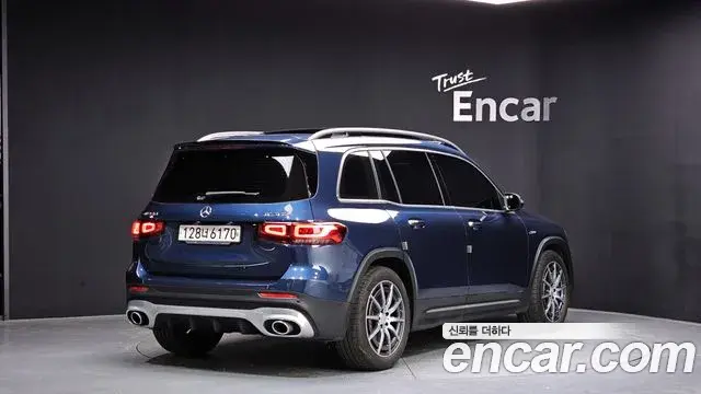 Mercedes-Benz GLB-Class 2022 — Şəkil 10/20