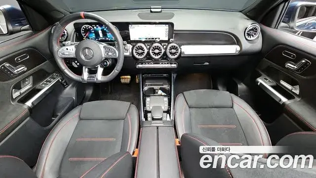 Mercedes-Benz GLB-Class 2022 — Şəkil 19/20