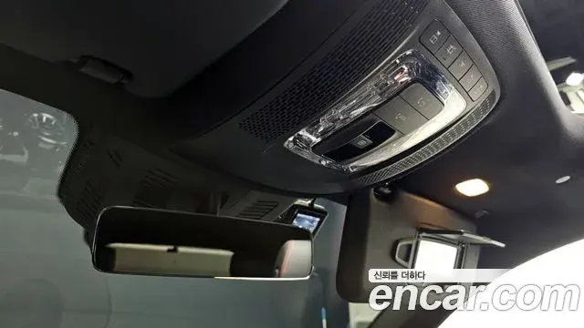 Mercedes-Benz GLB-Class 2022 — Şəkil 17/20
