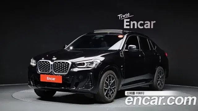 BMW X4 2024 — Фото 1/20