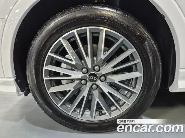 Audi Q3 2025 — Şəkil 17/20