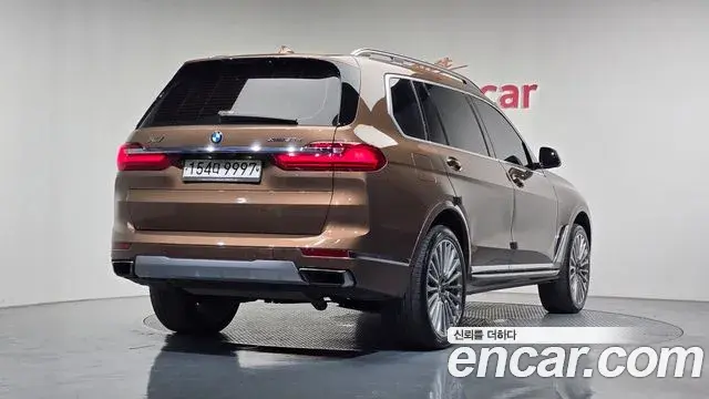 BMW X7 2020 — Фото 2/20