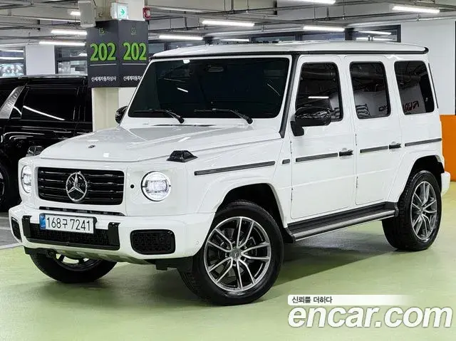 Mercedes-Benz G-Class 2025 — Photo 11/20