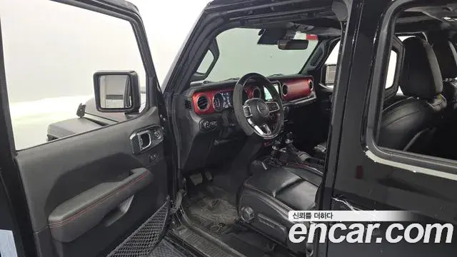 Jeep Wrangler 2021 — Photo 15/30