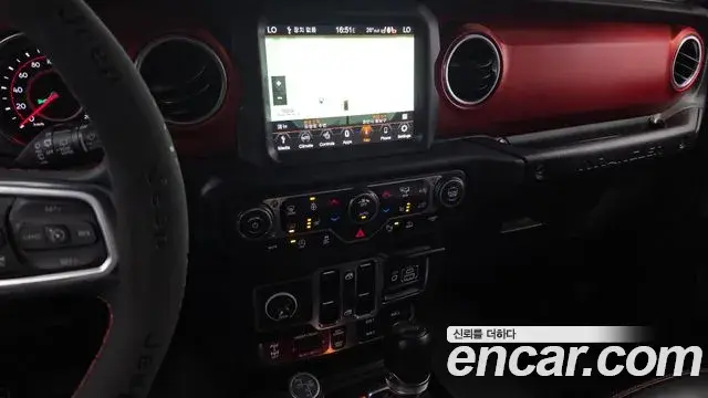 Jeep Wrangler 2021 — Photo 22/30