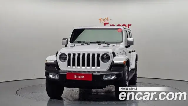 Jeep Wrangler 2022 — ფოტო 8/20