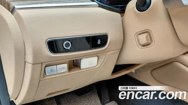 Kia The K9 2022 — Şəkil 17/31
