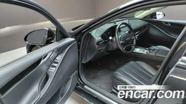 Genesis G80 2021 — Photo 28/32