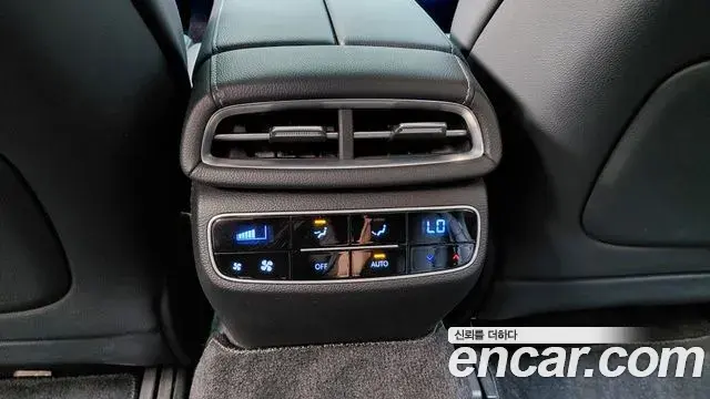 Genesis G80 2021 — Photo 27/32
