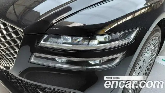 Genesis G80 2021 — Photo 16/32