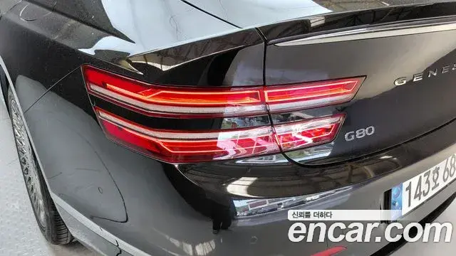 Genesis G80 2021 — Photo 17/32