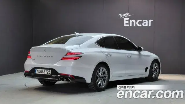 Genesis G70 2022 — Photo 23/30