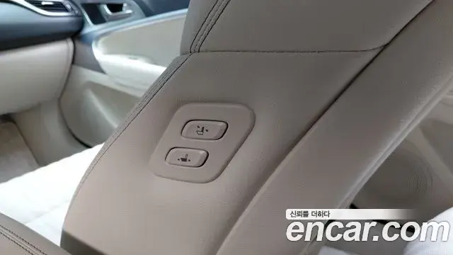 Genesis G70 2022 — Photo 7/30
