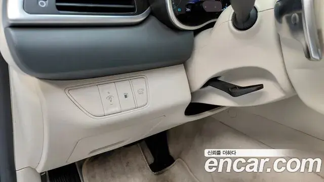 Genesis G70 2022 — Photo 12/30