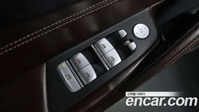 BMW 5 Series 2019 — Şəkil 19/20