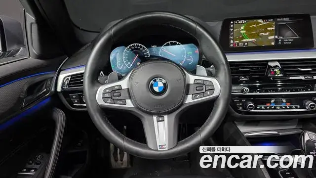 BMW 5 Series 2019 — Фото 14/20