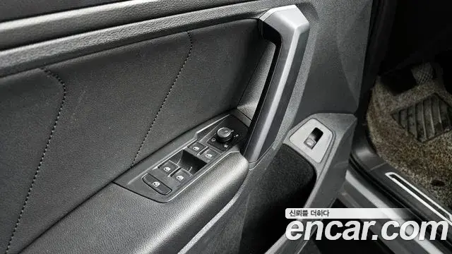 Volkswagen Tiguan 2020 — ფოტო 2/31