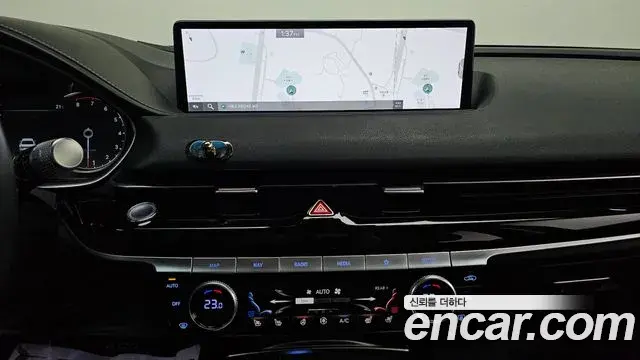 Genesis G80 2020 — Photo 1/20