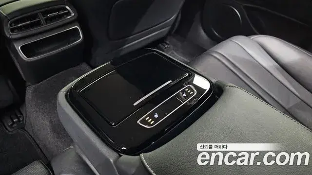 Genesis G80 2020 — Photo 18/20