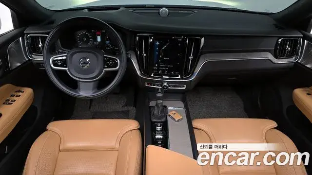 Volvo V60 Cross Country 2020 — ფოტო 9/35