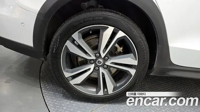 Volvo V60 Cross Country 2020 — ფოტო 14/35