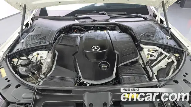 Mercedes-Benz S-Class 2021 — Фото 6/20