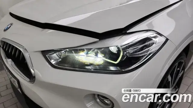 BMW X2 2020 — Şəkil 21/34