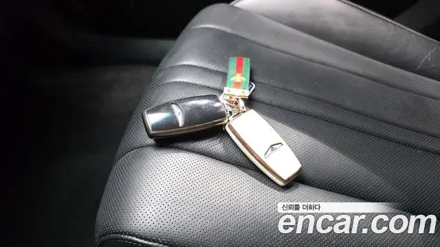 Genesis G80 2020 — Şəkil 24/41