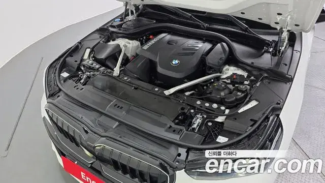 BMW 5 Series 2024 — Photo 6/34