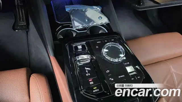 BMW 5 Series 2024 — Photo 22/34