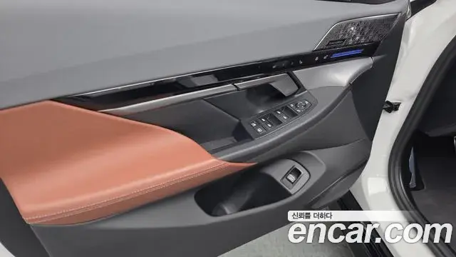 BMW 5 Series 2024 — Photo 29/34