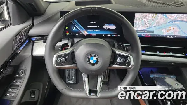 BMW 5 Series 2024 — Photo 7/34