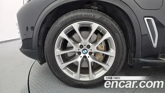 BMW X5 2021 — Şəkil 17/20