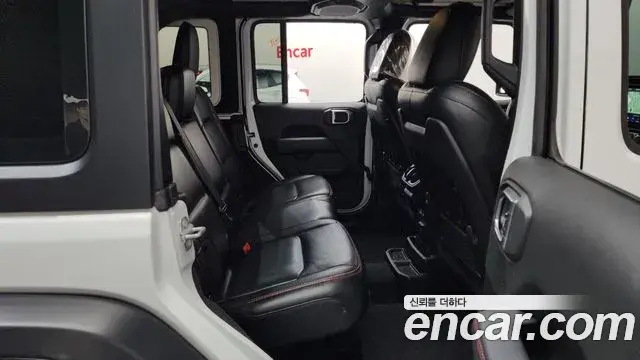 Jeep Wrangler 2020 — Photo 11/34