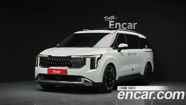 Kia Carnival 2024 — Фото 1/20