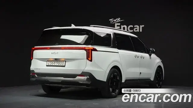 Kia Carnival 2024 — Фото 2/20