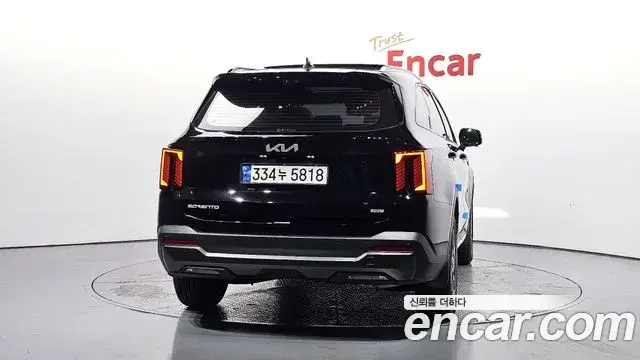 Kia Sorento 2024 — Şəkil 8/32