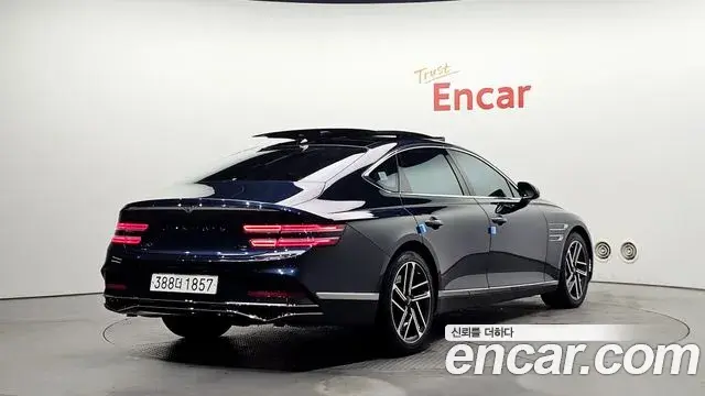 Genesis G80 2025 — Photo 5/38